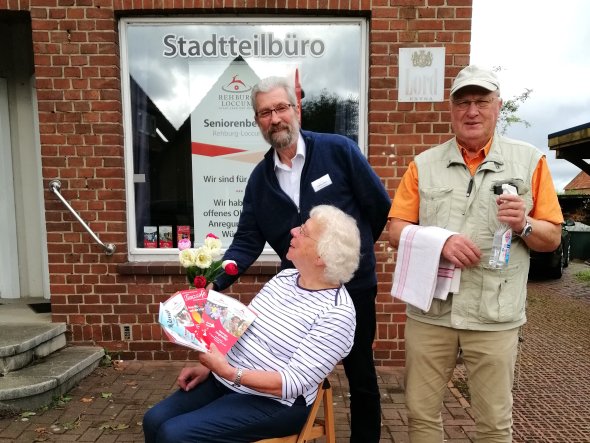 Neues Domizil: Im ehemaligen Stadtteilbüro in Rehburgs Mühlentorstraße bieten Matthias Witte, Gabriele Stolper und Otto Lüer nun Sprechzeiten an. ade